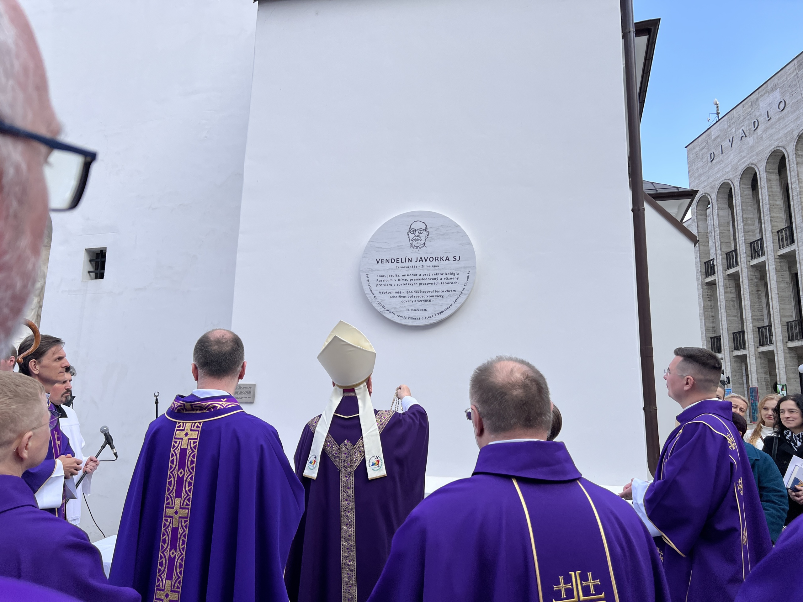 vendelín javorka, pamätná tabuľa, žilina, marec 2026